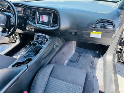 2017 Dodge Challenger SXT Plus   - Photo 14 - San Diego, CA 92115