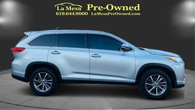 2019 Toyota Highlander XLE   - Photo 5 - San Diego, CA 92115