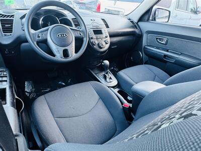2011 Kia Soul +   - Photo 8 - San Diego, CA 92115