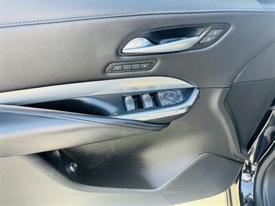 2023 Cadillac XT4 Premium Luxury   - Photo 7 - San Diego, CA 92115