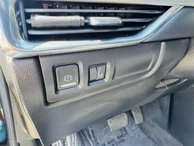 2023 Cadillac XT4 Premium Luxury   - Photo 9 - San Diego, CA 92115