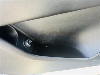 2023 Cadillac XT4 Premium Luxury   - Photo 8 - San Diego, CA 92115