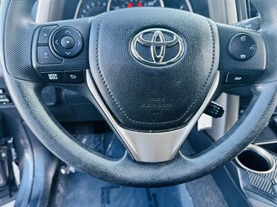 2015 Toyota RAV4 XLE   - Photo 12 - San Diego, CA 92115