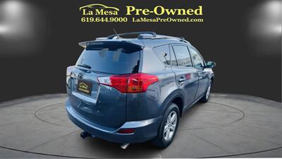 2015 Toyota RAV4 XLE   - Photo 6 - San Diego, CA 92115
