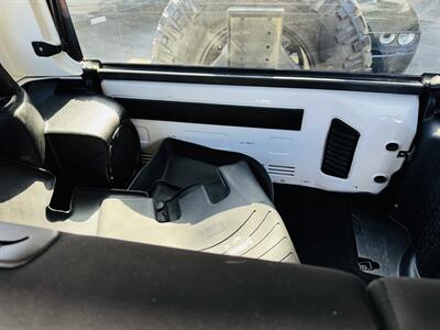 2014 Jeep Wrangler Rubicon X   - Photo 10 - San Diego, CA 92115