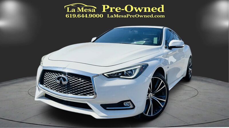 2017 INFINITI Q60 2.0T Premium  