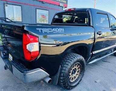 2017 Toyota Tundra SR5   - Photo 6 - San Diego, CA 92115