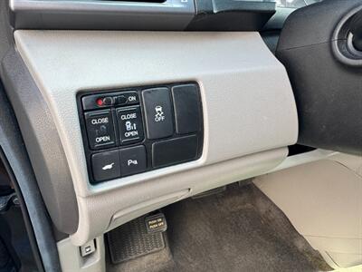 2012 Honda Odyssey Touring Elite  Elite - Photo 10 - San Diego, CA 92115