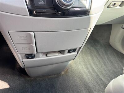 2012 Honda Odyssey Touring Elite  Elite - Photo 15 - San Diego, CA 92115