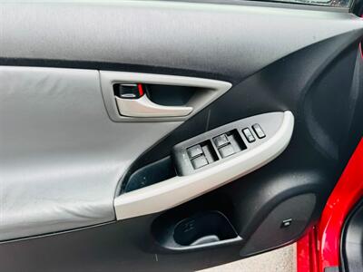 2012 Toyota Prius Four   - Photo 7 - San Diego, CA 92115