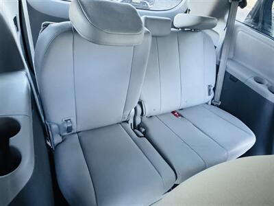 2015 Toyota Sienna XLE 8-Passenger - Photo 25 - San Diego, CA 92115