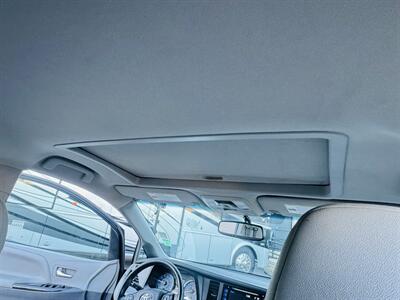 2015 Toyota Sienna XLE 8-Passenger - Photo 26 - San Diego, CA 92115