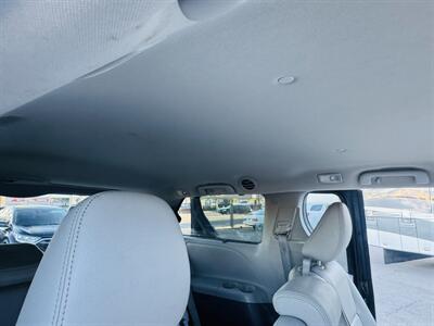 2015 Toyota Sienna XLE 8-Passenger - Photo 23 - San Diego, CA 92115