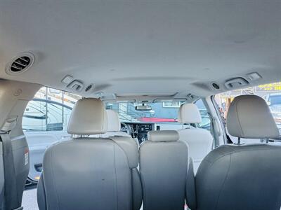 2015 Toyota Sienna XLE 8-Passenger - Photo 20 - San Diego, CA 92115