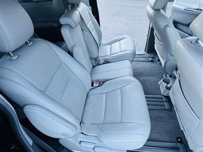 2015 Toyota Sienna XLE 8-Passenger - Photo 24 - San Diego, CA 92115
