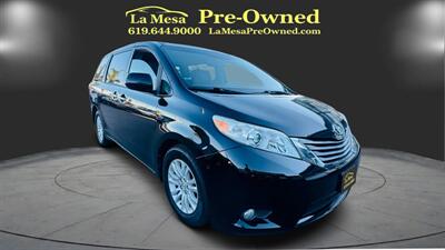 2015 Toyota Sienna XLE 8-Passenger - Photo 4 - San Diego, CA 92115