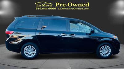 2015 Toyota Sienna XLE 8-Passenger - Photo 5 - San Diego, CA 92115