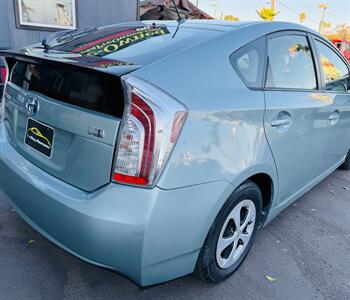 2012 Toyota Prius Two  78k Miles - Photo 6 - San Diego, CA 92115