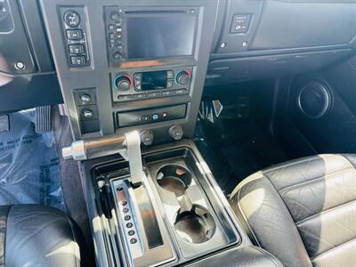 2006 Hummer H2   - Photo 9 - San Diego, CA 92115