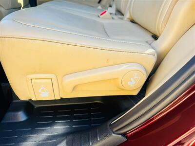 2019 Toyota Highlander XLE   - Photo 19 - San Diego, CA 92115