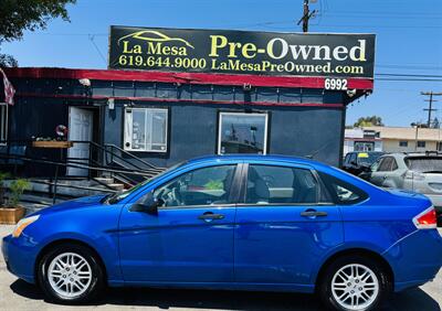2011 Ford Focus SE  71K - Photo 2 - San Diego, CA 92115