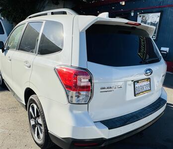 2017 Subaru Forester 2.5i Premium   - Photo 3 - San Diego, CA 92115