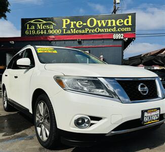 2016 Nissan Pathfinder Platinum V6  One Owner - Photo 4 - San Diego, CA 92115