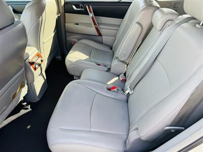 2012 Toyota Highlander Limited   - Photo 14 - San Diego, CA 92115