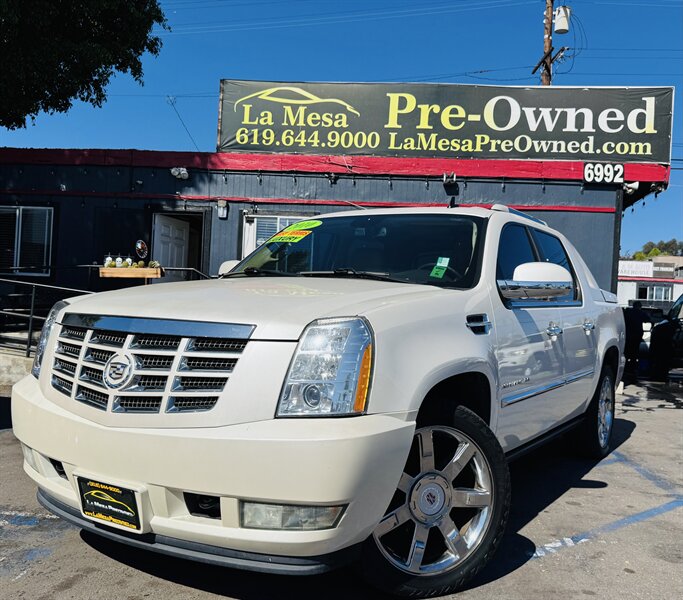 2010 Cadillac Escalade EXT Premium  105k Miles - Photo 1 - San Diego, CA 92115