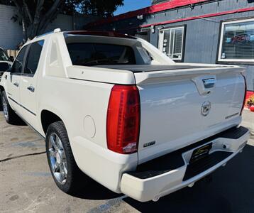2010 Cadillac Escalade EXT Premium  105k Miles - Photo 3 - San Diego, CA 92115