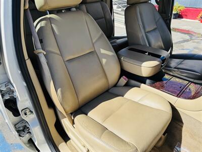 2010 Cadillac Escalade EXT Premium  105k Miles - Photo 12 - San Diego, CA 92115