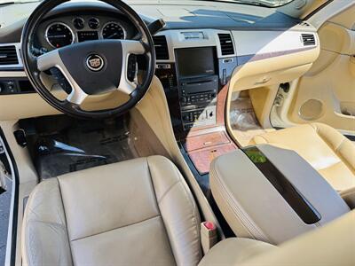 2010 Cadillac Escalade EXT Premium  105k Miles - Photo 11 - San Diego, CA 92115