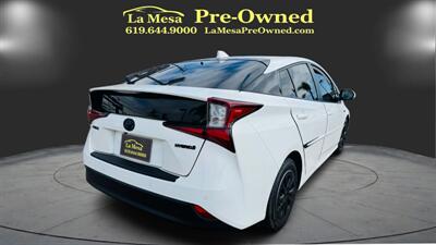 2020 Toyota Prius LE   - Photo 6 - San Diego, CA 92115