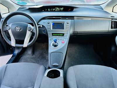2014 Toyota Prius Two   - Photo 10 - San Diego, CA 92115
