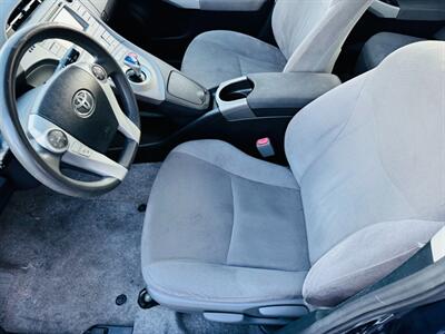 2014 Toyota Prius Two   - Photo 9 - San Diego, CA 92115