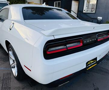 2018 Dodge Challenger SXT  One Owner - Photo 3 - San Diego, CA 92115