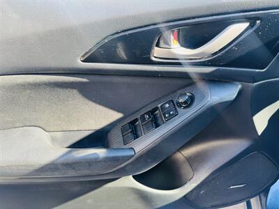 2015 Mazda Mazda3 i Touring  79k Miles - Photo 7 - San Diego, CA 92115