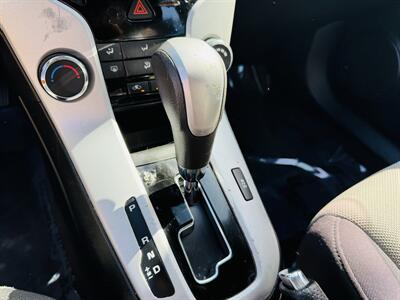 2012 Chevrolet Cruze LS   - Photo 11 - San Diego, CA 92115