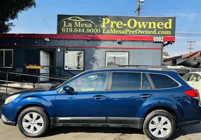 2010 Subaru Outback 2.5i Limited  One Owner - Photo 2 - San Diego, CA 92115