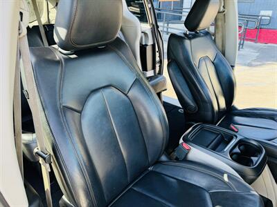 2017 Chrysler Pacifica Touring-L  84k Miles - Photo 10 - San Diego, CA 92115