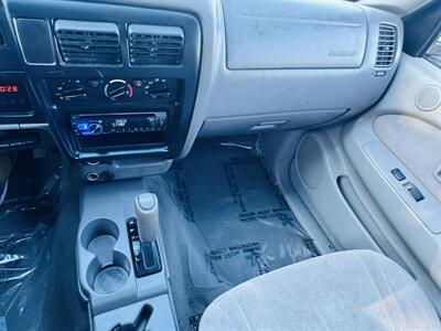 2003 Toyota Tacoma PreRunner V6 - Photo 10 - San Diego, CA 92115