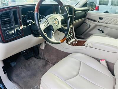 2005 Cadillac Escalade ESV Platinum Edition - Photo 8 - San Diego, CA 92115