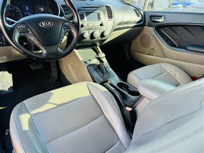 2014 Kia Forte EX   - Photo 14 - San Diego, CA 92115