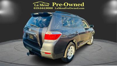 2012 Toyota Highlander SE   - Photo 6 - San Diego, CA 92115