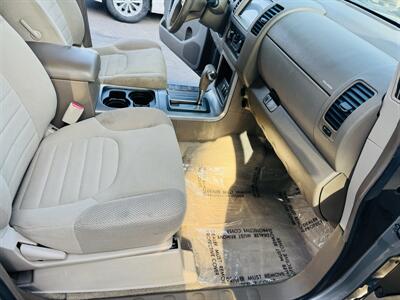 2007 Nissan Pathfinder S   - Photo 10 - San Diego, CA 92115