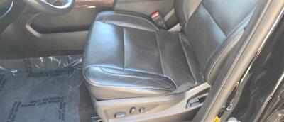 2017 GMC Yukon SLT   - Photo 8 - San Diego, CA 92115