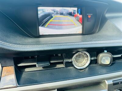 2015 Lexus ES   - Photo 13 - San Diego, CA 92115