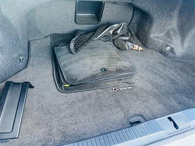 2015 Lexus ES   - Photo 18 - San Diego, CA 92115