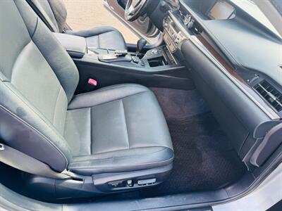2015 Lexus ES   - Photo 15 - San Diego, CA 92115