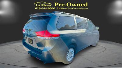 2013 Toyota Sienna XLE 8-Passenger - Photo 5 - San Diego, CA 92115